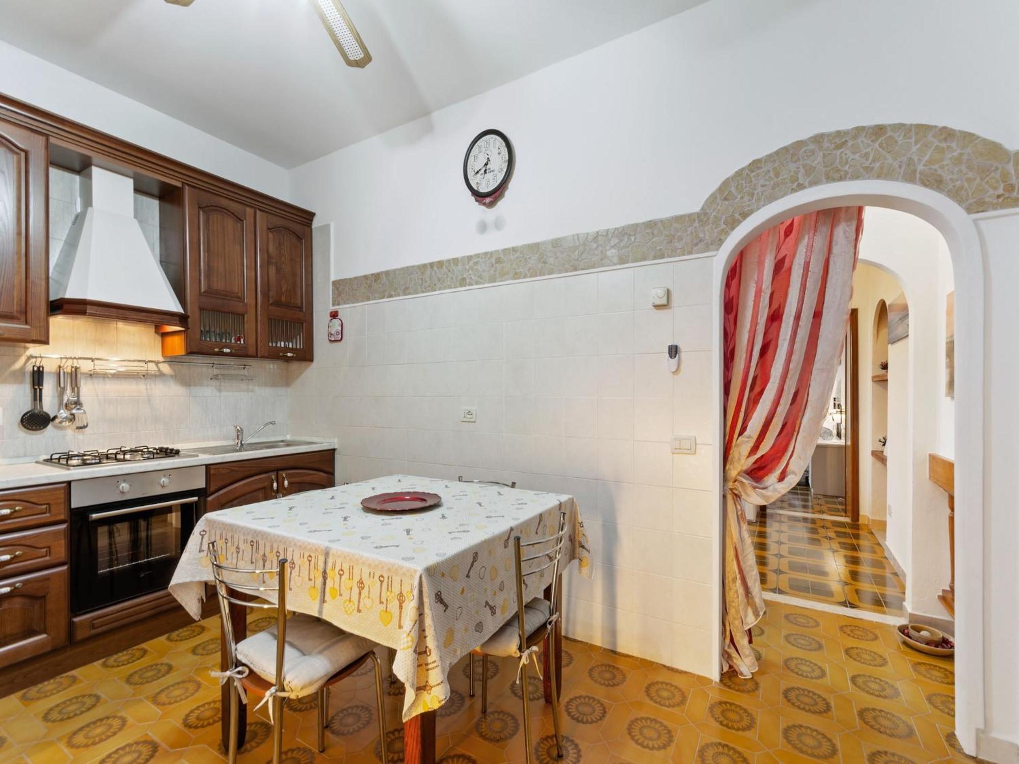 Pleasant Apartment With Courtyard Saludecio Eksteriør billede