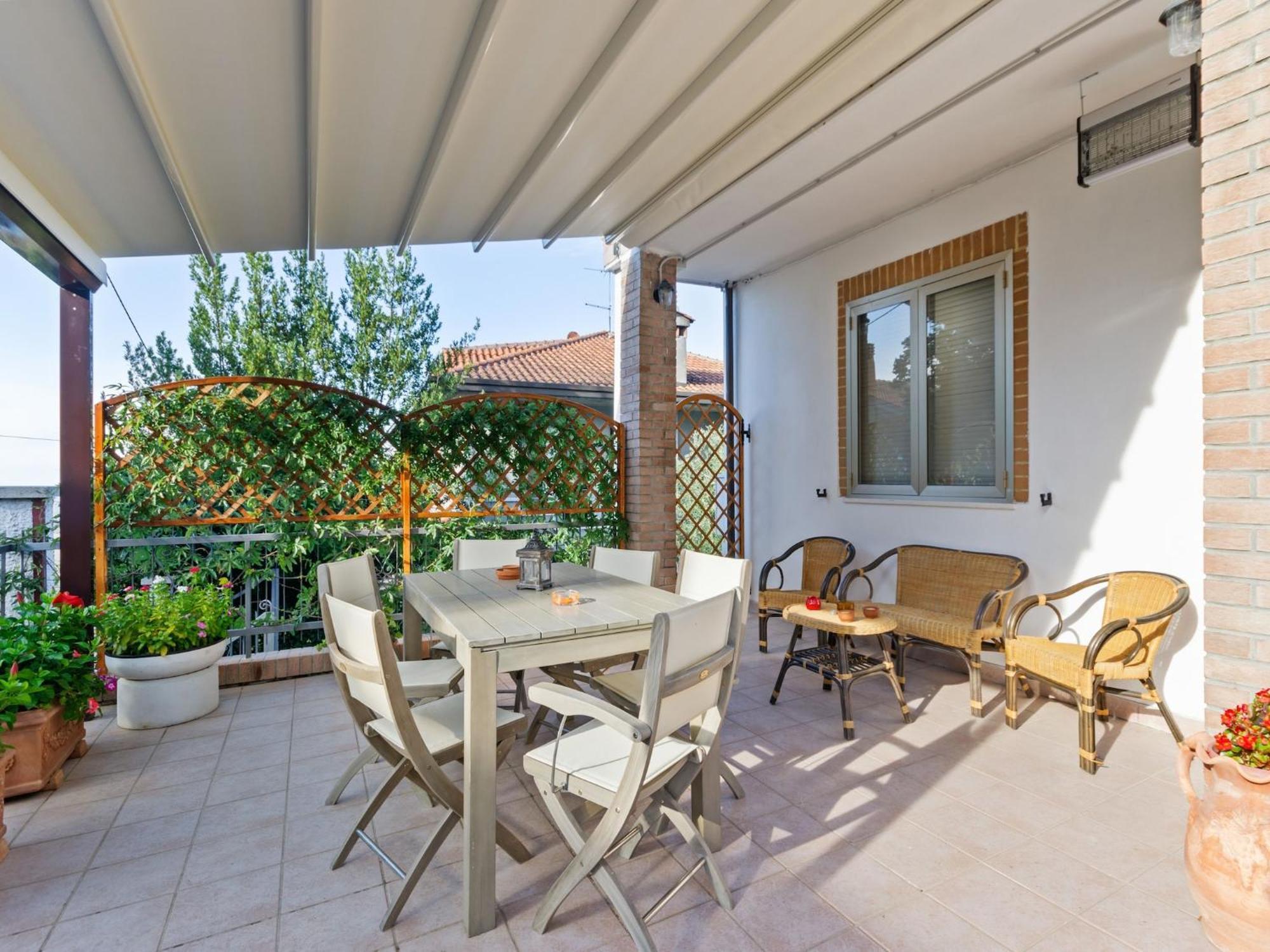 Pleasant Apartment With Courtyard Saludecio Eksteriør billede